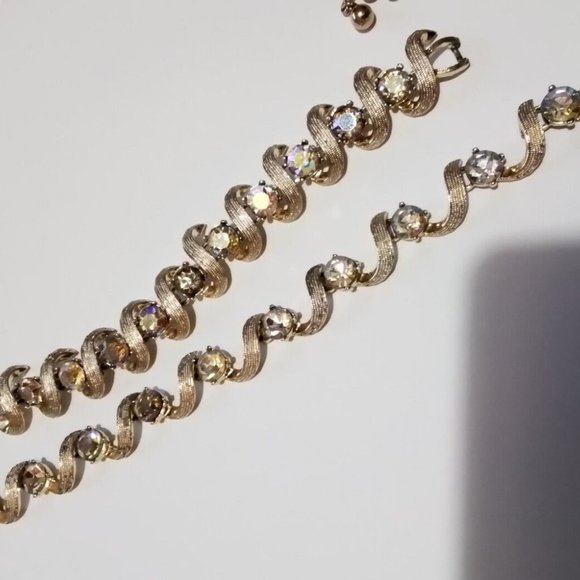 Kramer Set Erings Bracelet And Necklace Watermelon Rivoli Rimestones Rg1 - Picture 5 of 9